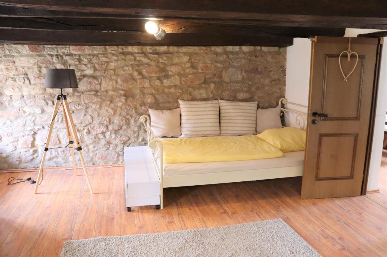 Ferienwohnung, Charmantes Bauernhaus, Ferienhaus Saarlouis Exteriör bild